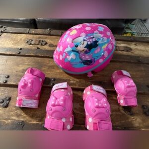 Disney Minnie Mouse Pink Safety Gear Set